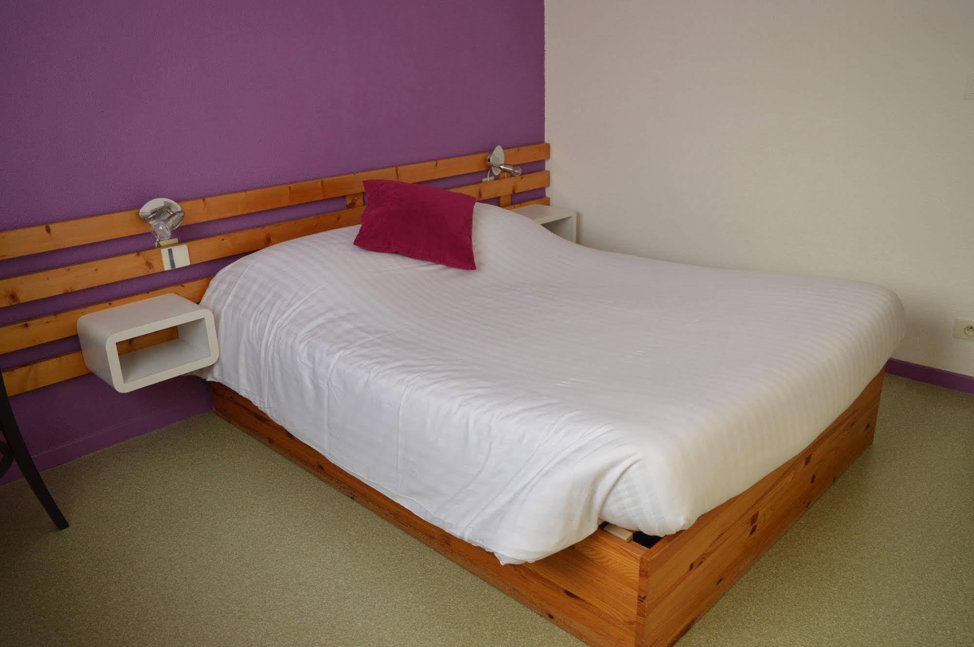 N'Atura Hotel Aire-sur-lʼAdour Екстериор снимка
