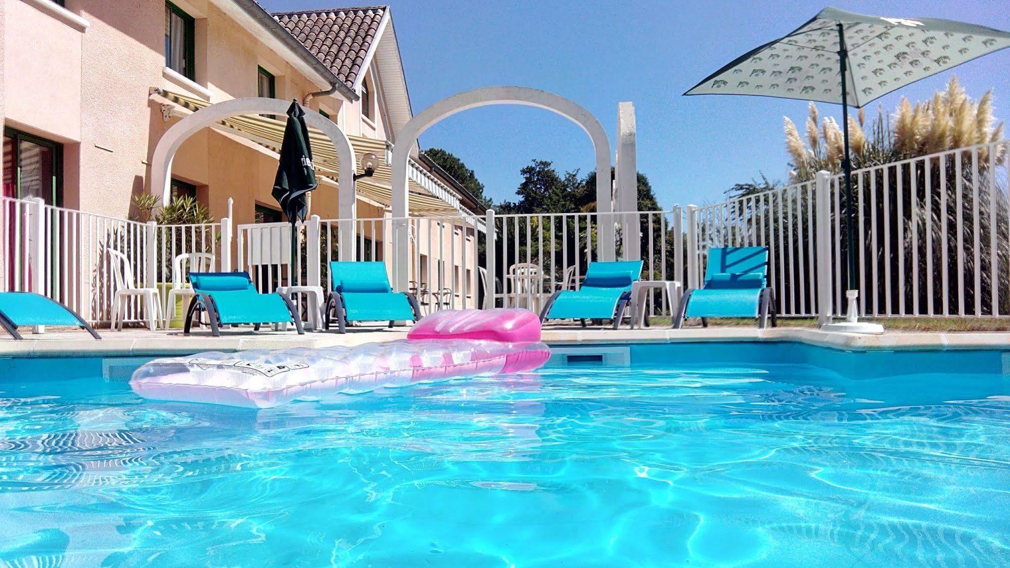 N'Atura Hotel Aire-sur-lʼAdour Екстериор снимка